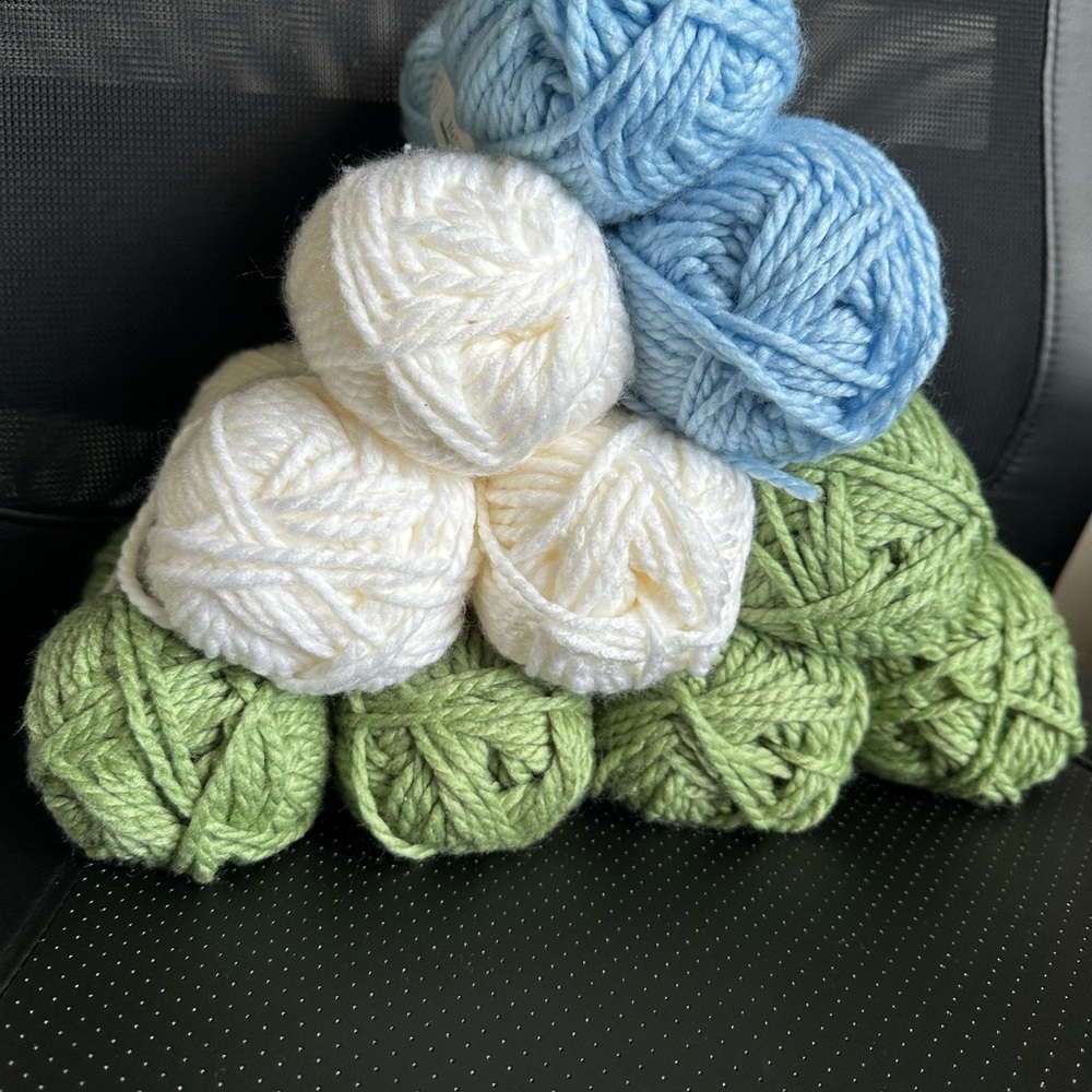 Cozy Yarn Bundle - White, Blue, and Green